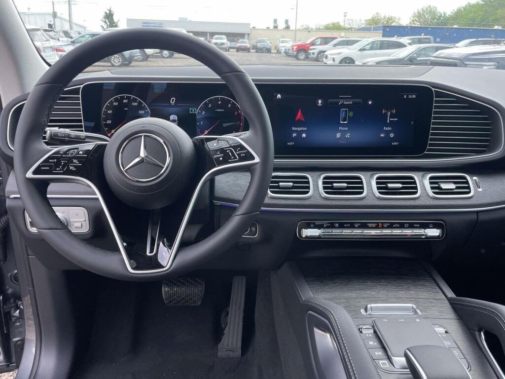 New 2026 Selenite Grey Metallic Mercedes-Benz GLE 450 image 2