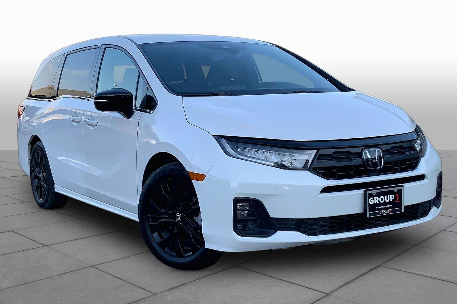 Used 2025 Platinum White Pearl Honda Sport-L image 2