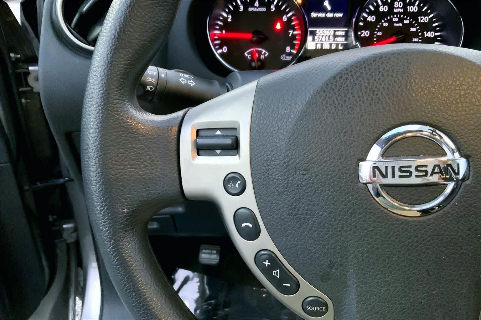 Used 2015 Platinum Graphite Nissan S image 23