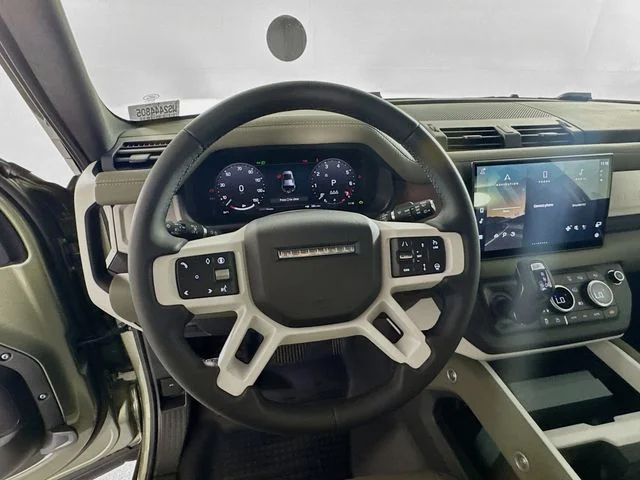 Certified Used 2025 Green Land Rover X-Dynamic SE image 11