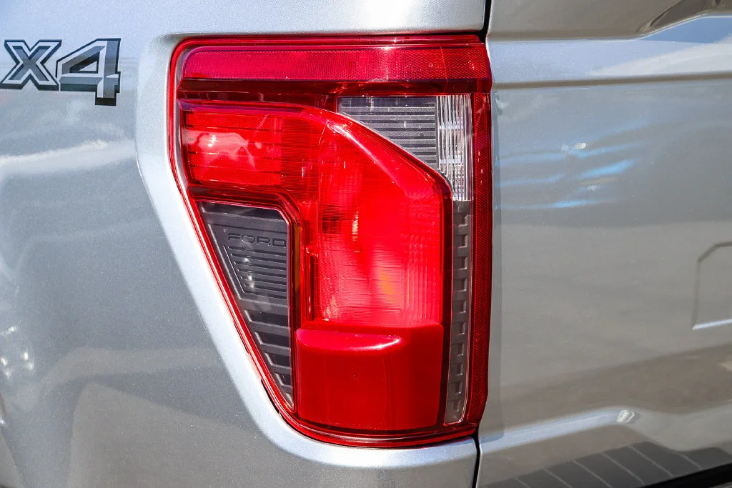 Used 2024 Silver Ford XL image 11