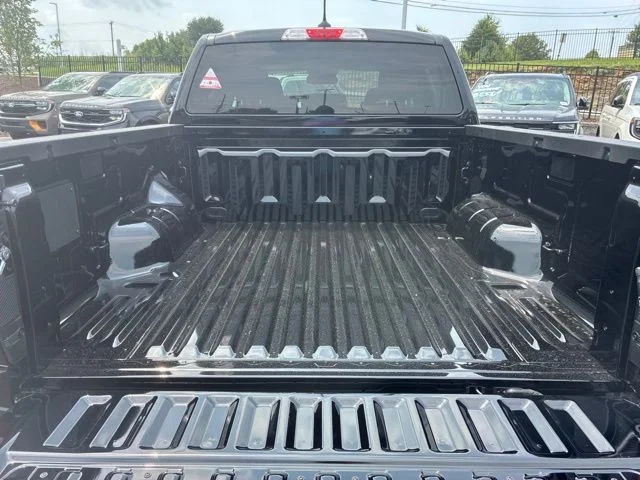 New 2026 Shadow Black Ford XLT image 7