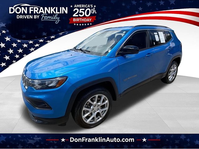 2023 Jeep Compass Latitude Lux