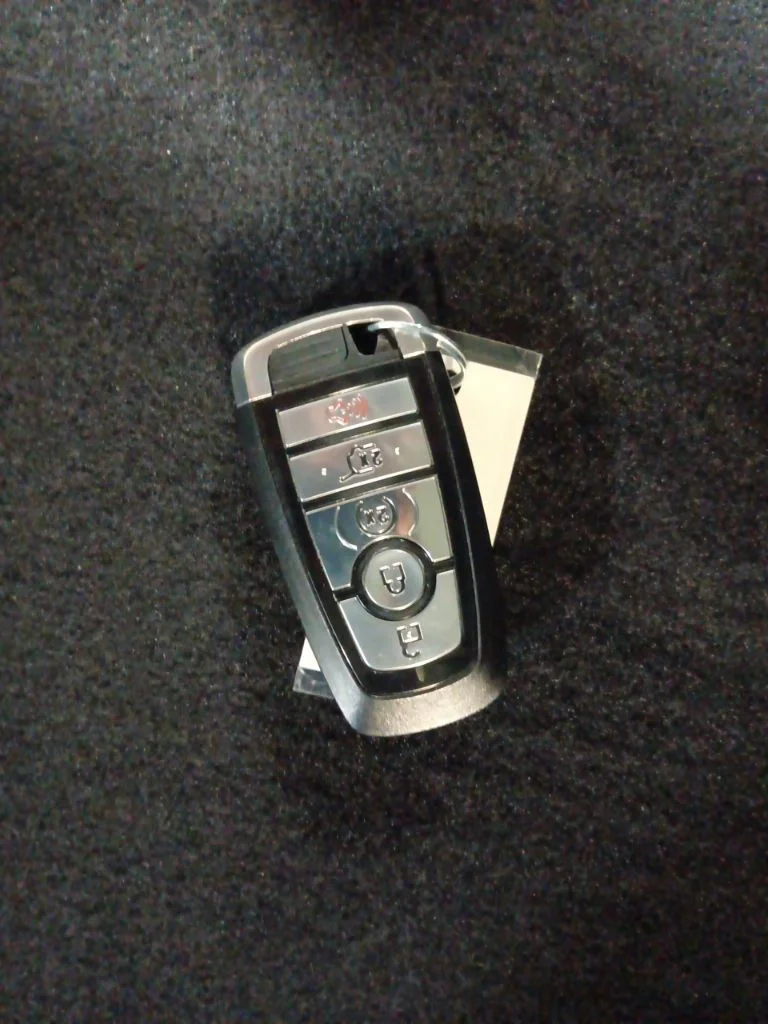 Used 2020 Iconic Silver Metallic Ford XLT image 34