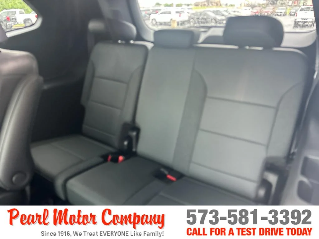 2026 GMC Acadia AT4 - Photo 24
