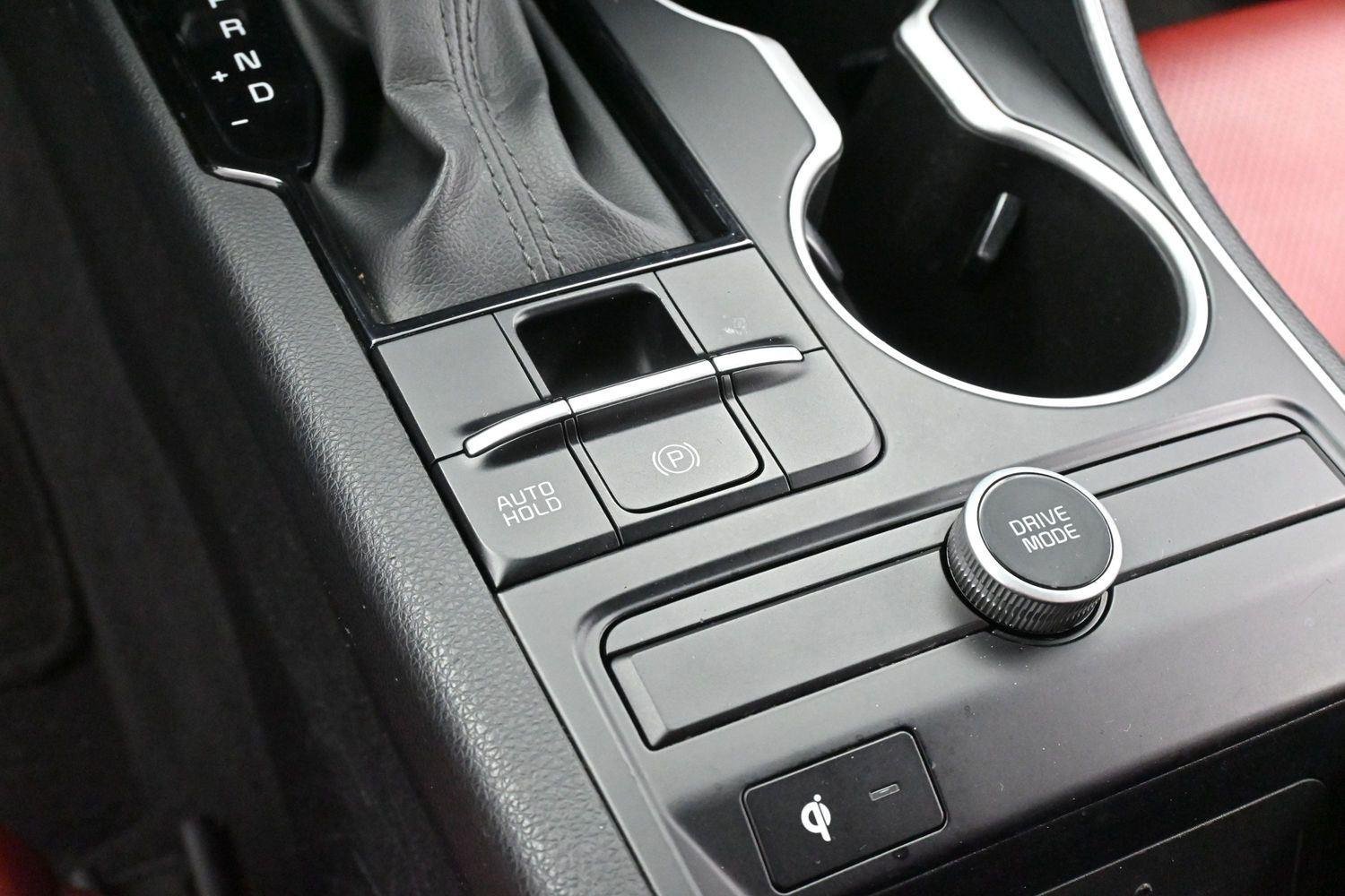 Used 2022 Glacial White Pearl Kia GT-Line image 19