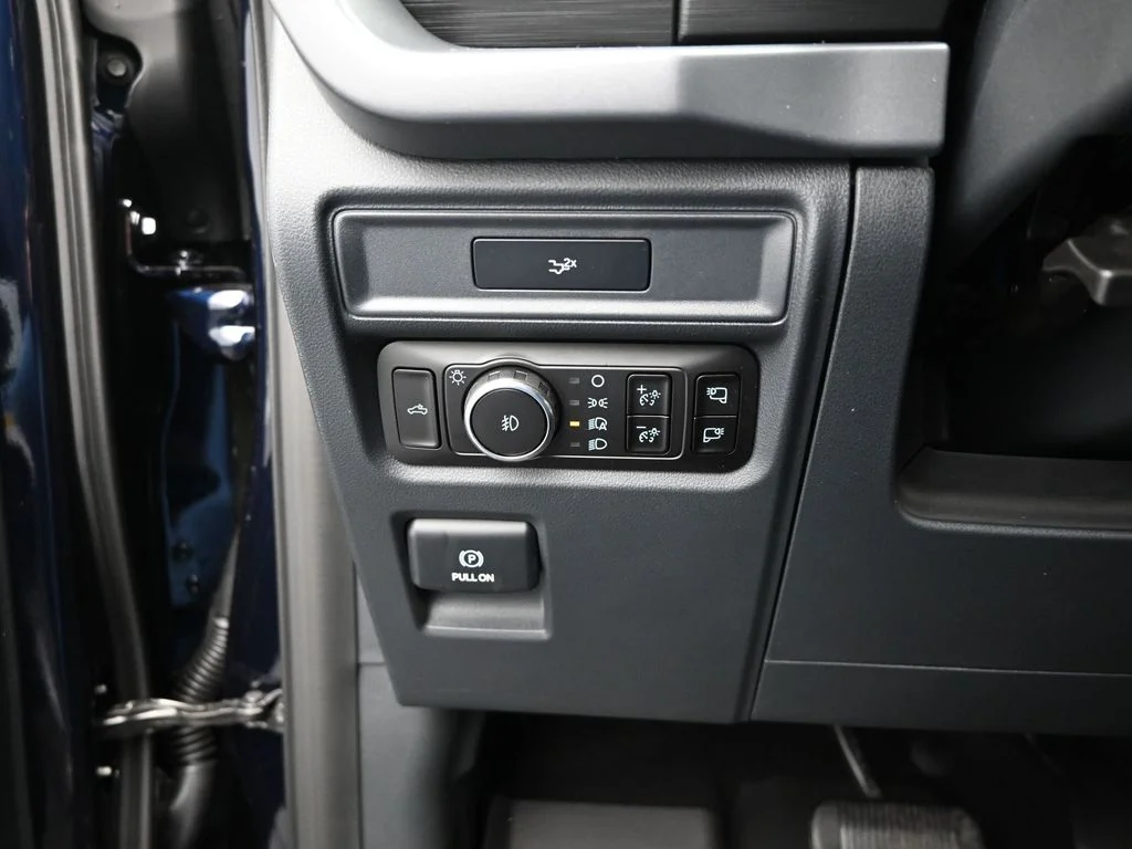 New 2026 Antimatter Blue Metallic Ford XLT image 12