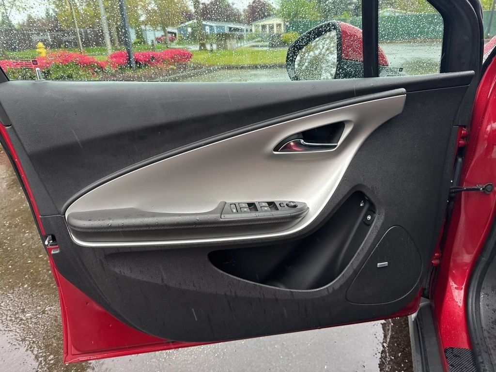 Used 2012 Crystal Red Tintcoat Chevrolet Base image 16
