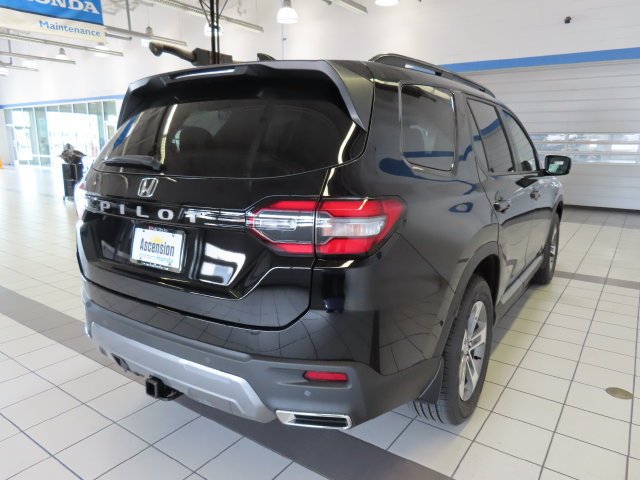 New 2026 Crystal Black Pearl Honda EX-L image 3