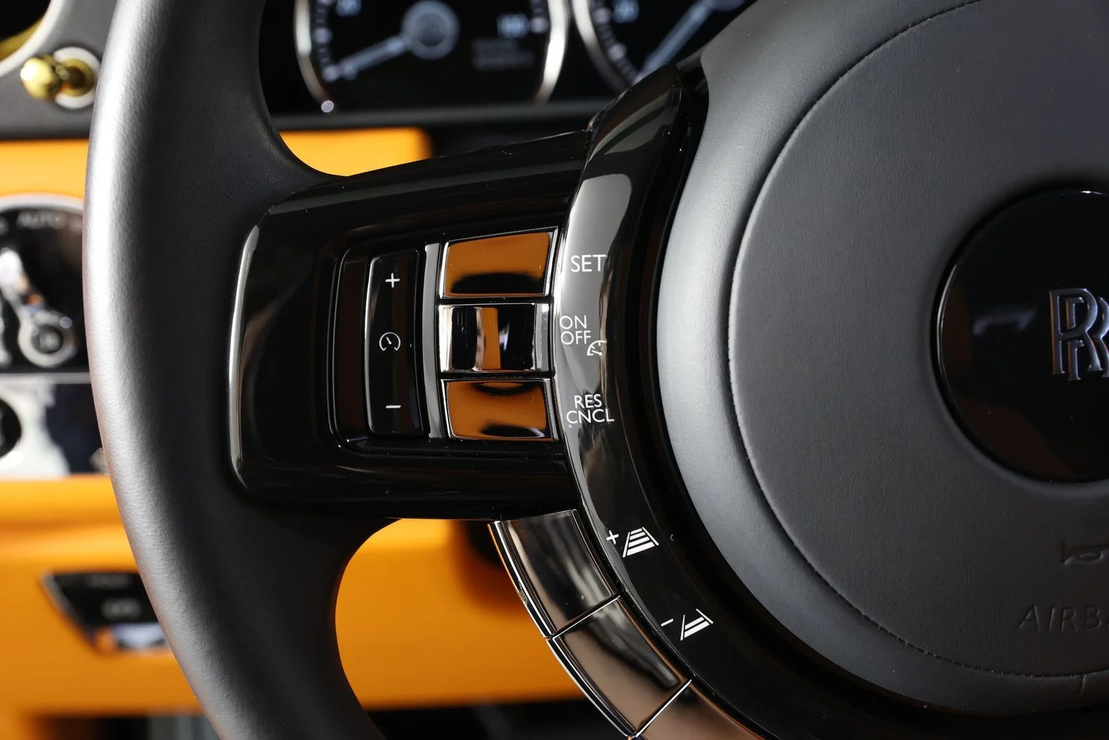 Certified Used 2022 Midnight Rolls-Royce  image 14