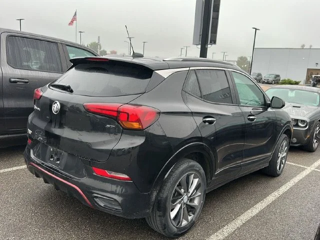 Used 2023 Black Buick Select image 4