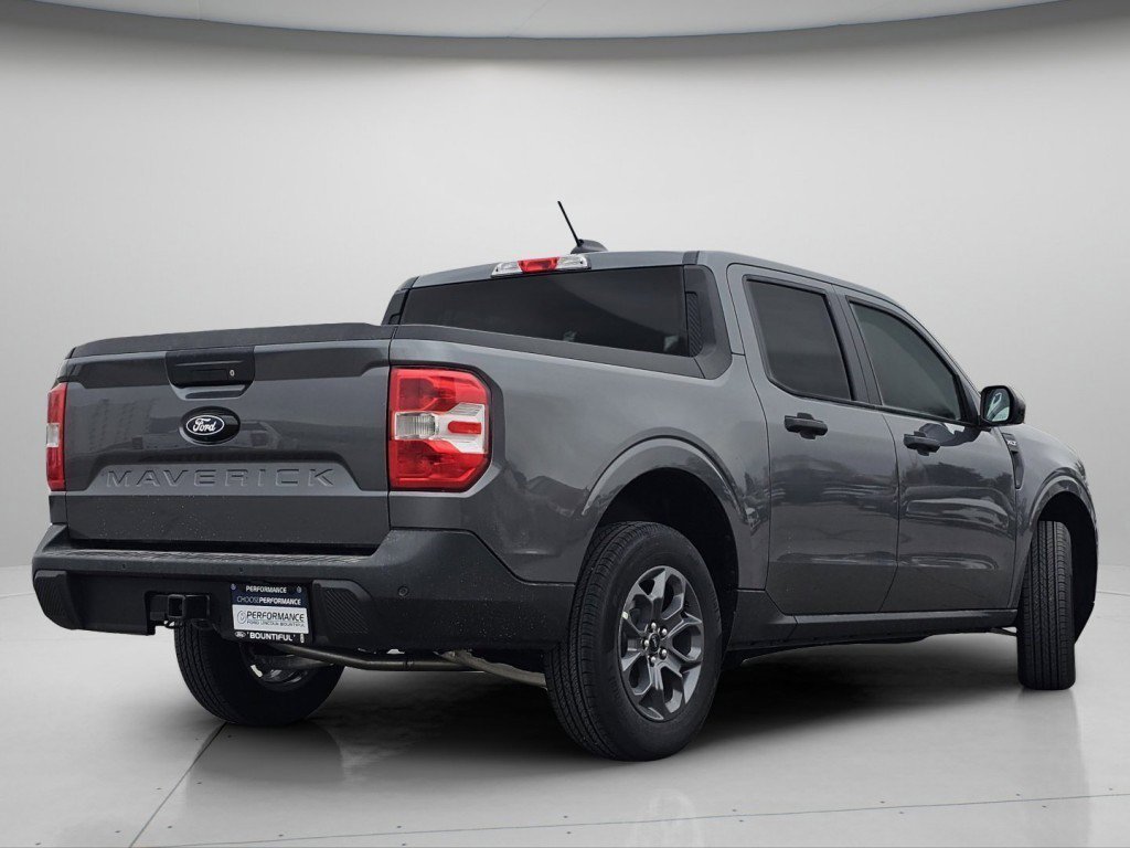 New 2026 Carbonized Gray Metallic Ford XLT image 22