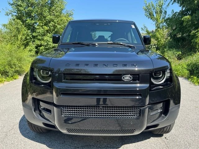 New 2026 Santorini Black Land Rover S image 3
