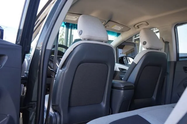Used 2019 (Includes (TUS) Black grille.) Chevrolet LT image 28