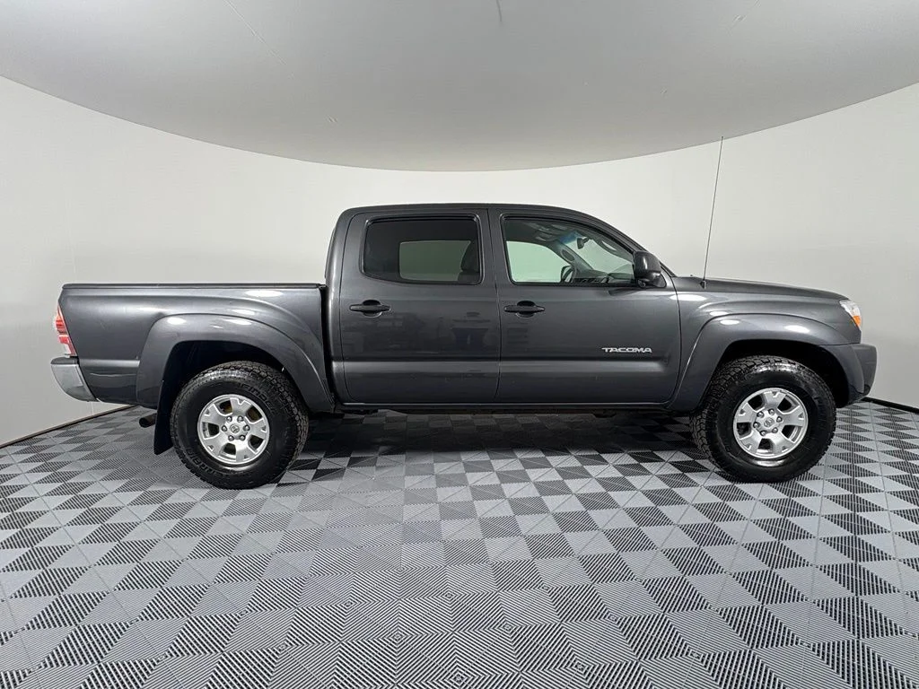 Used 2011 Gray Toyota Base image 7