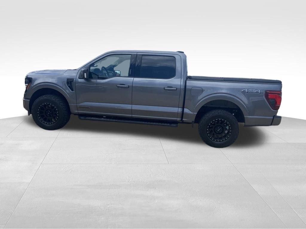 Used 2024 Gray Ford XLT image 29