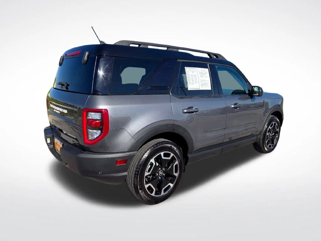 Used 2024 Gray Ford Outer Banks image 3