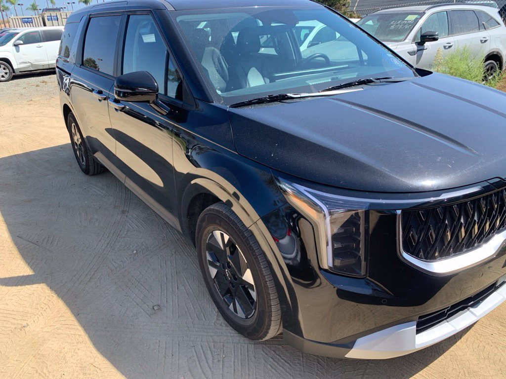 Certified Used 2026 Aurora Black Pearl Kia LXS image 4
