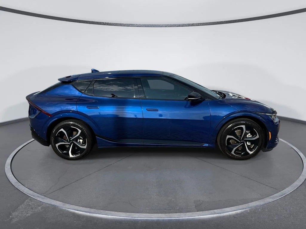 Used 2024 Blue Kia GT-Line image 8