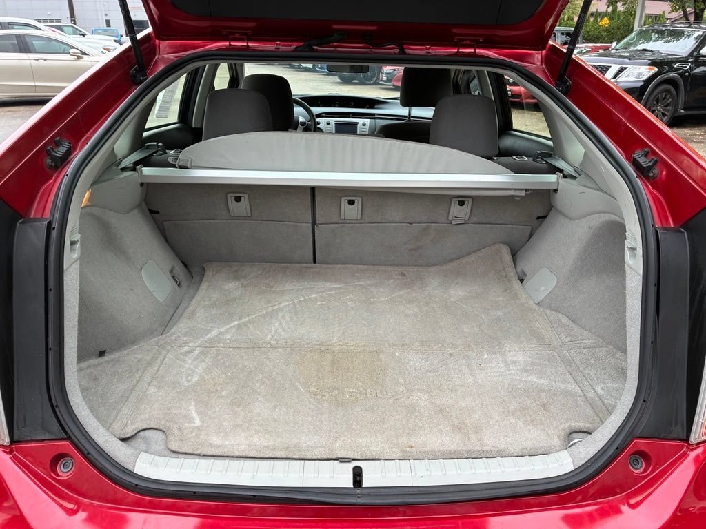 Used 2013 Red Toyota Three image 27