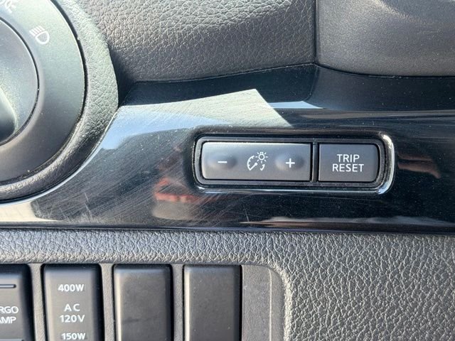 2021 Nissan Titan SV - Photo 14