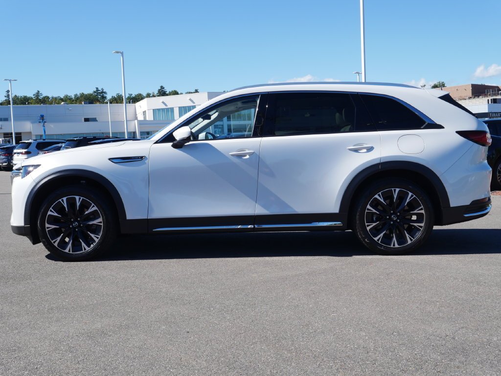 Certified Used 2024 White Mazda Premium Plus image 4