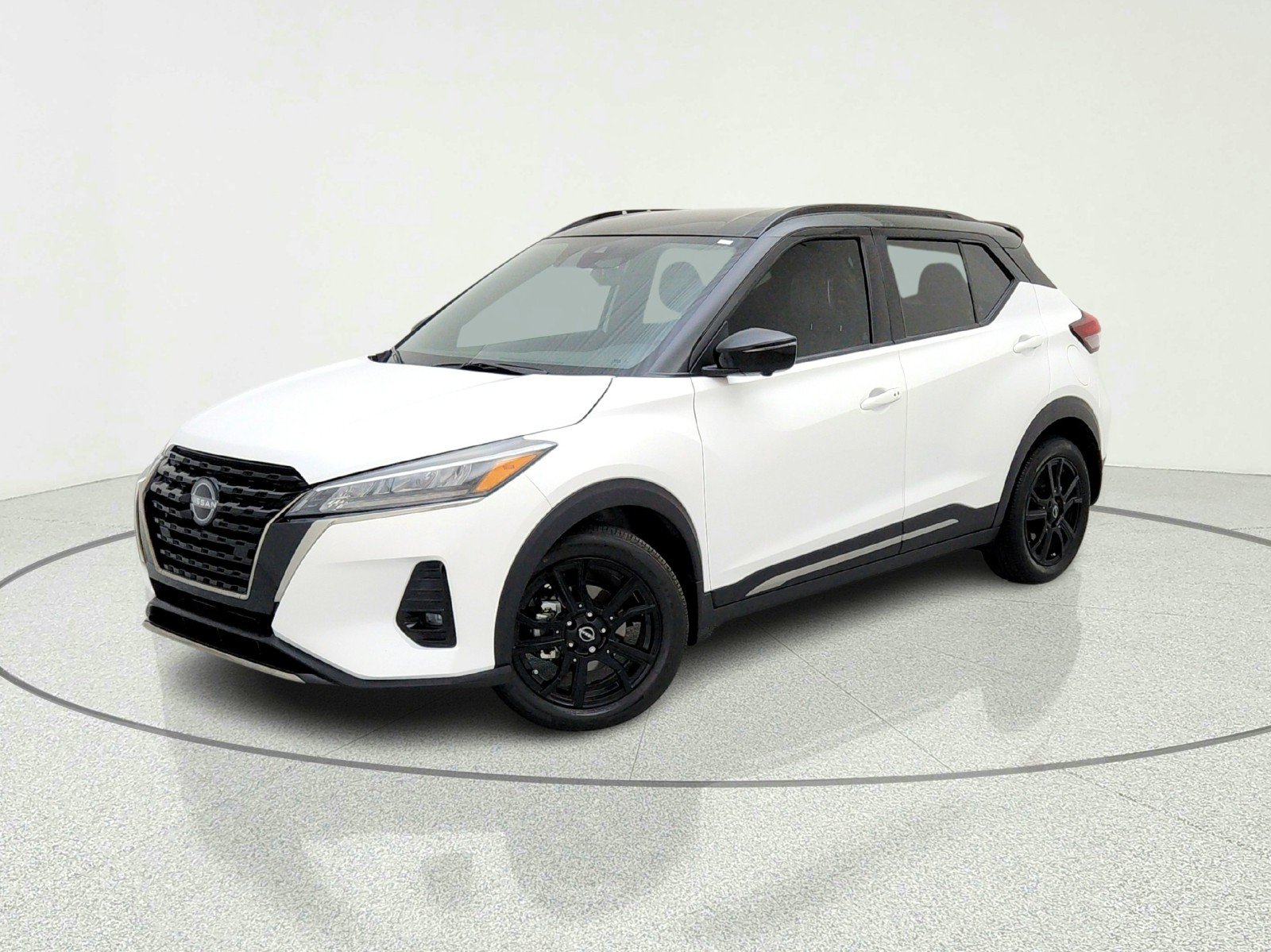 2023 Nissan Kicks 1.6 SR's photo