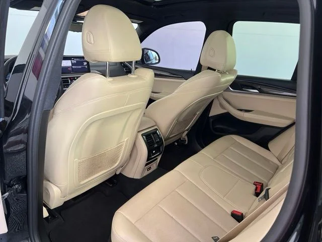 Used 2022 Black BMW sDrive30i image 36