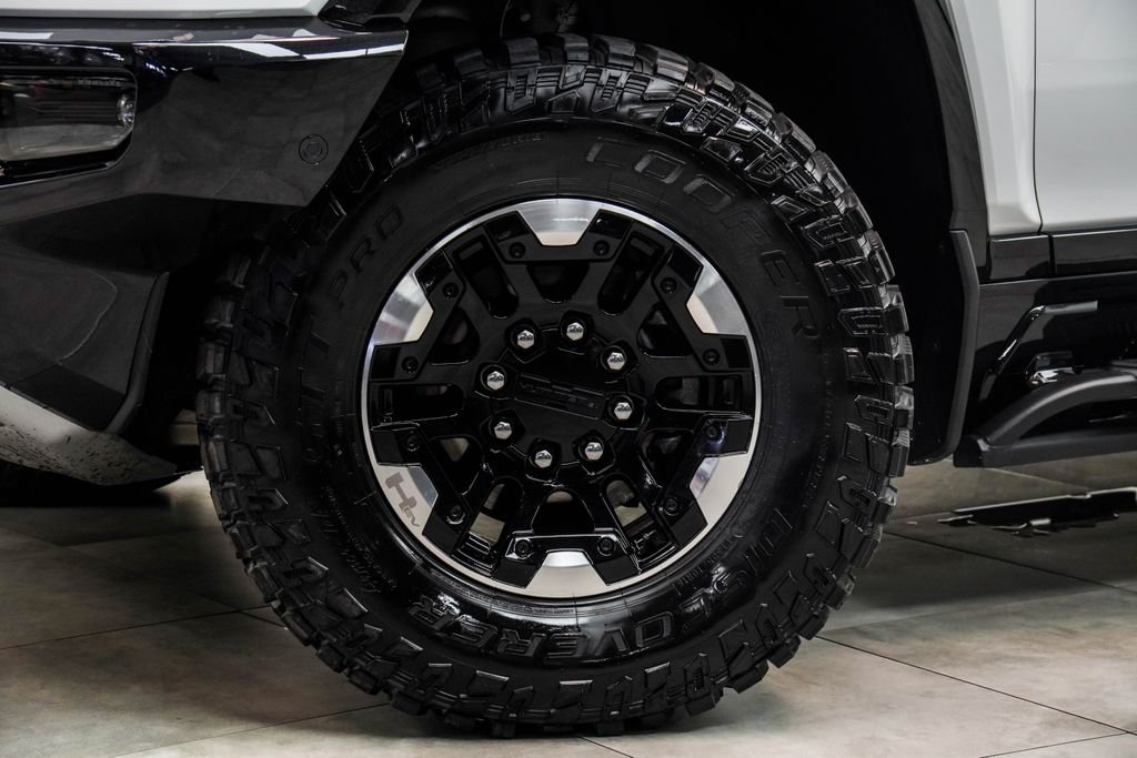Used 2023 White GMC 3X image 3