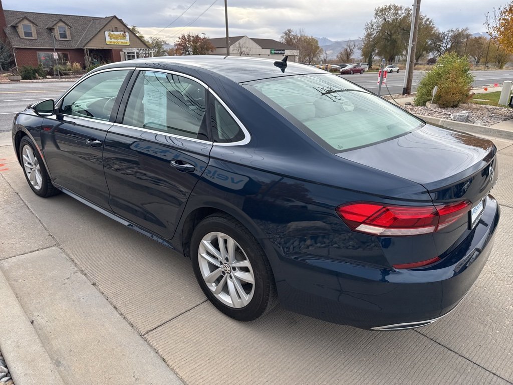2020 Volkswagen Passat 2.0T SE photo 4