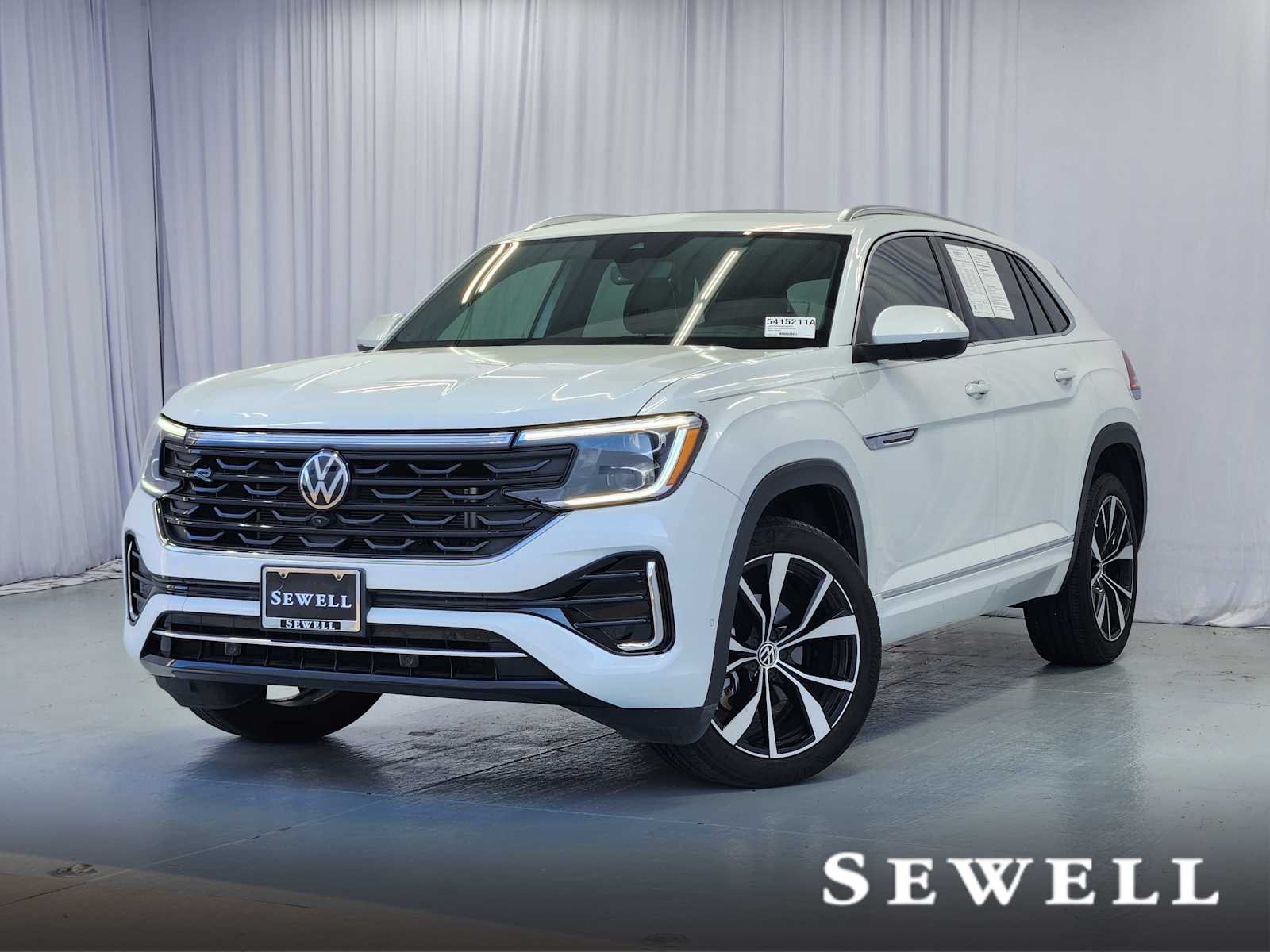 2024 Volkswagen Atlas Cross Sport SEL Premium R-LINE