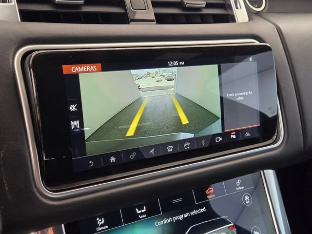 Used 2020 Gray Land Rover HSE Dynamic image 25