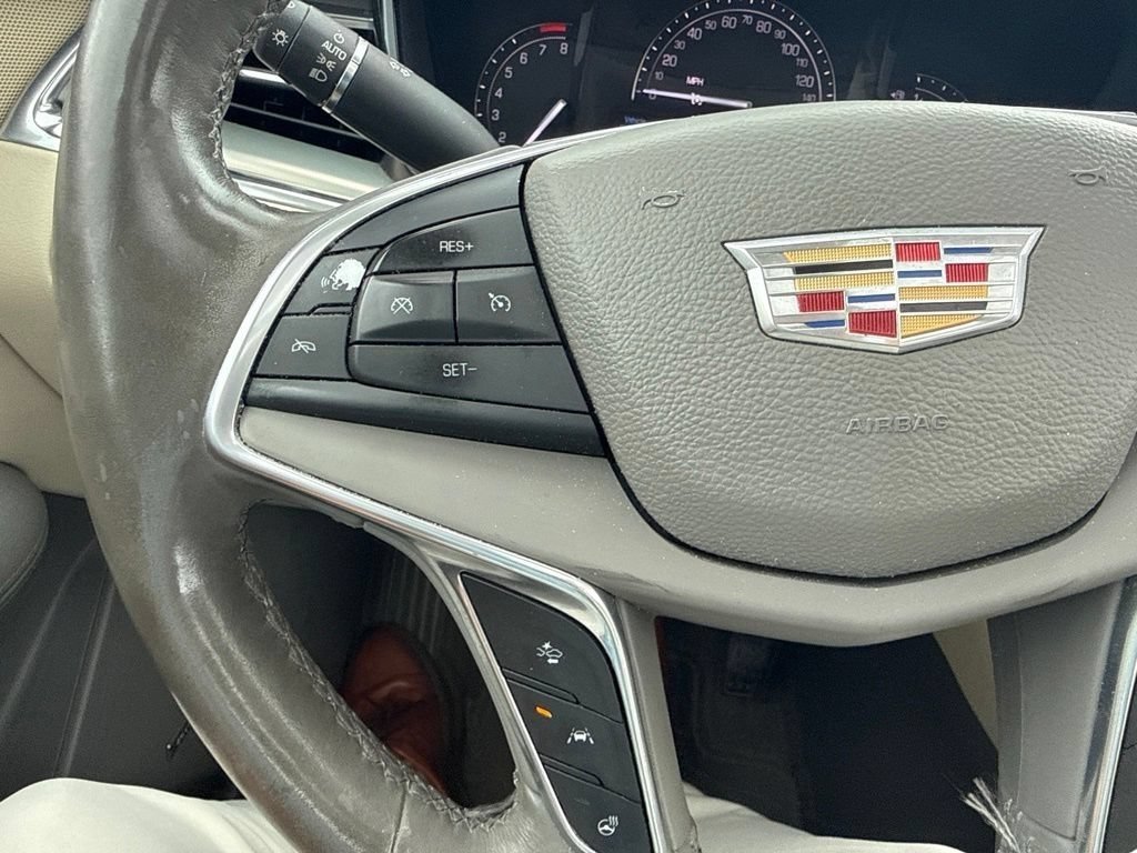 Used 2017 Radiant Silver Metallic Cadillac Luxury image 29