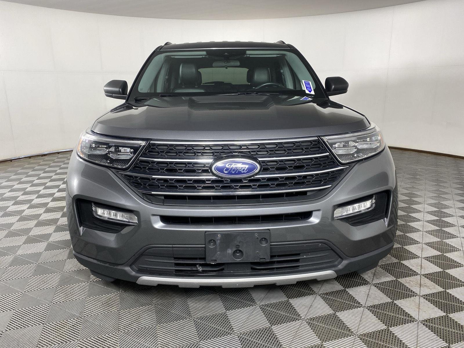 Used 2023 Carbonized Gray Ford XLT image 5
