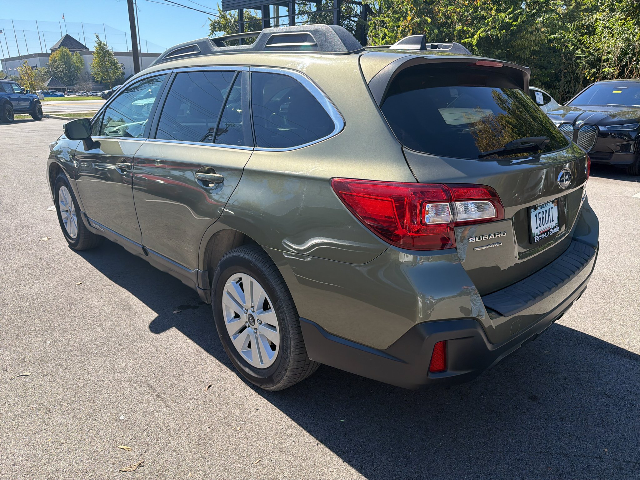 Used 2019 Wilderness Green Metallic Subaru Premium image 3