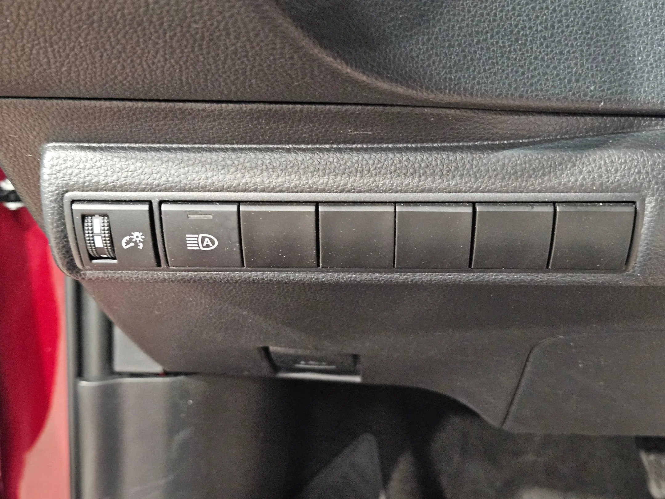 Used 2025 Ruby Flare Pearl Toyota SE image 24