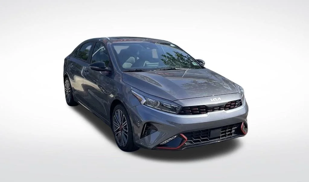 Used 2023 Gray Kia GT-Line image 2