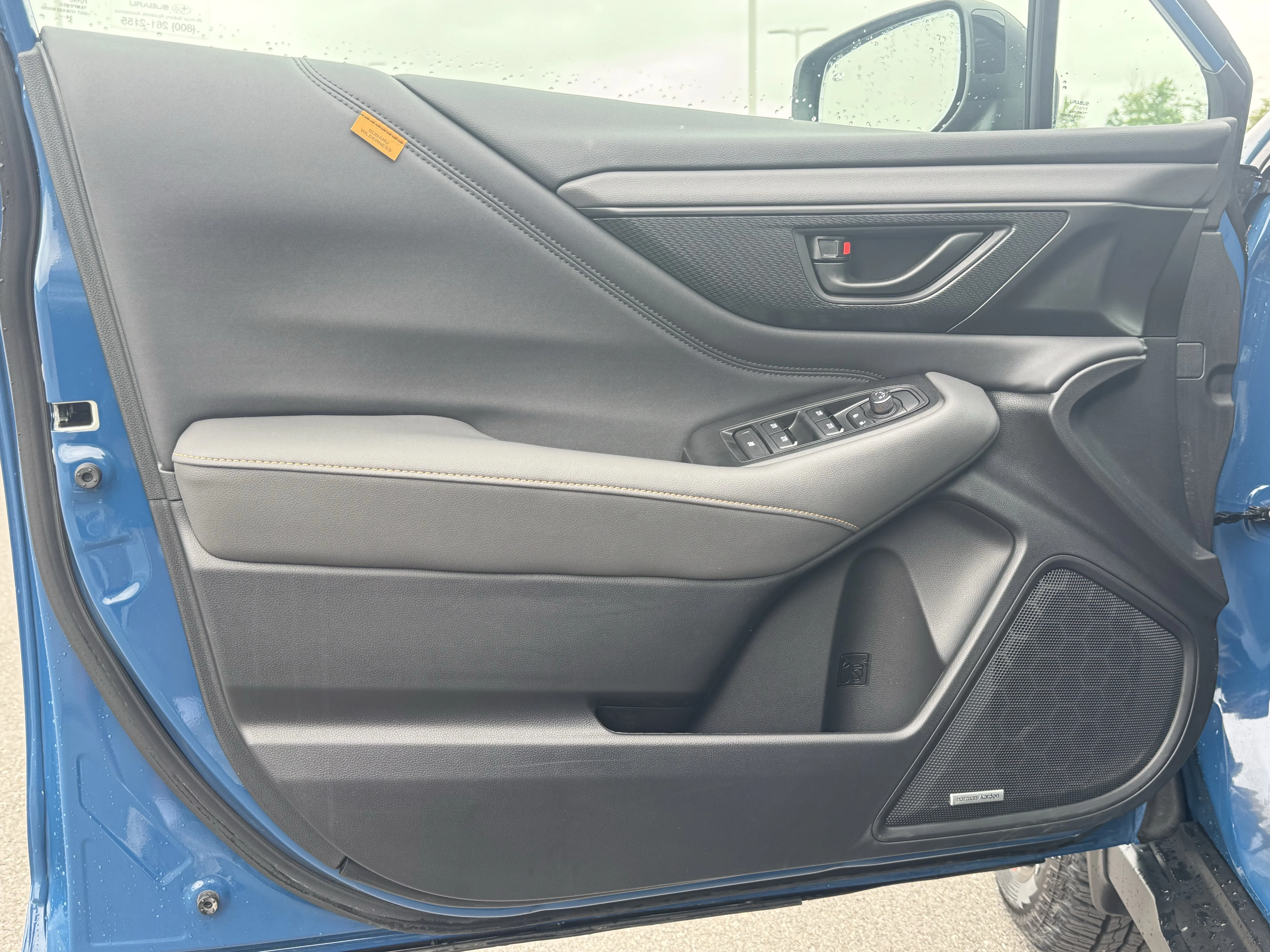 Used 2025 Geyser Blue Subaru Wilderness image 11