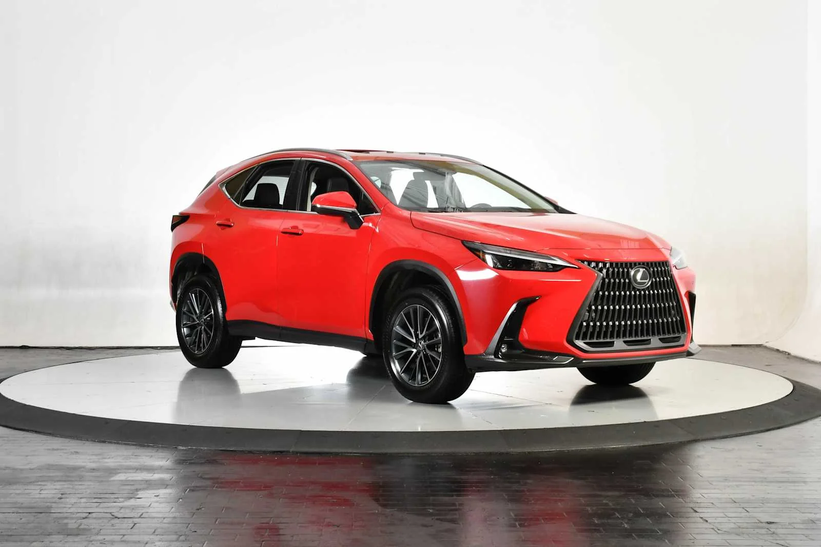 Used 2025 Redline Lexus Premium image 9