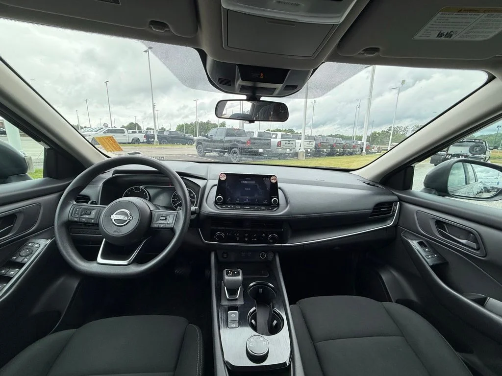 Used 2024 Black Nissan S image 7