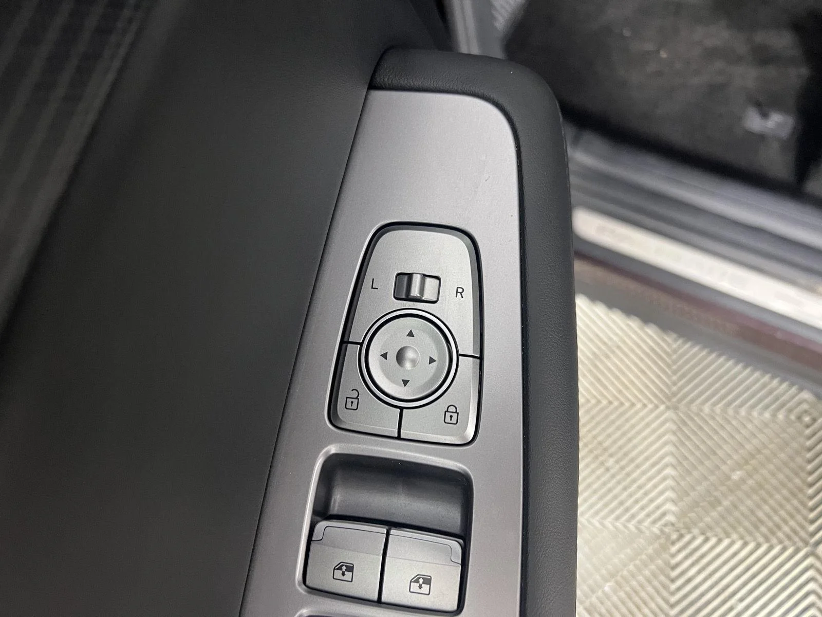 Used 2023 Sierra Burgundy Hyundai Limited image 26