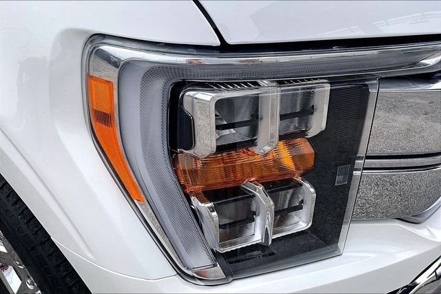 Used 2023 White Ford Lariat image 28