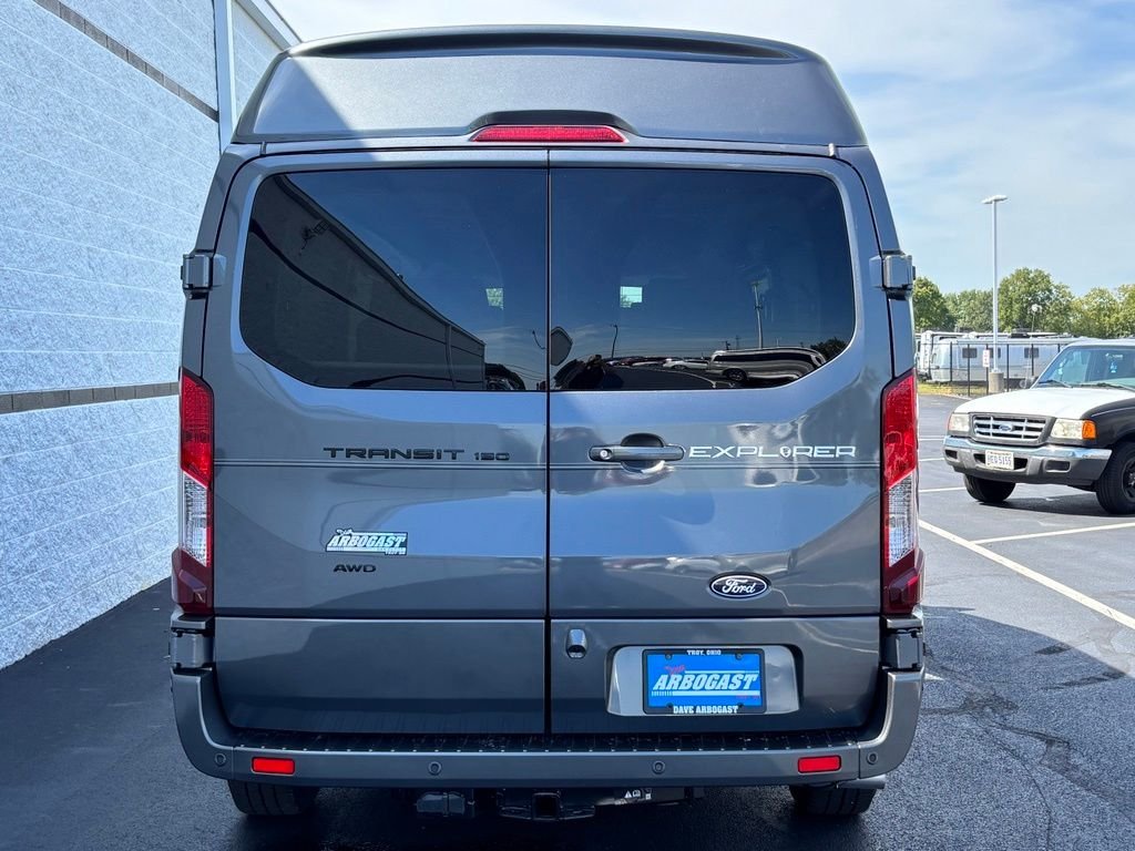 New 2026 Gray Ford Explorer Limited SE image 9