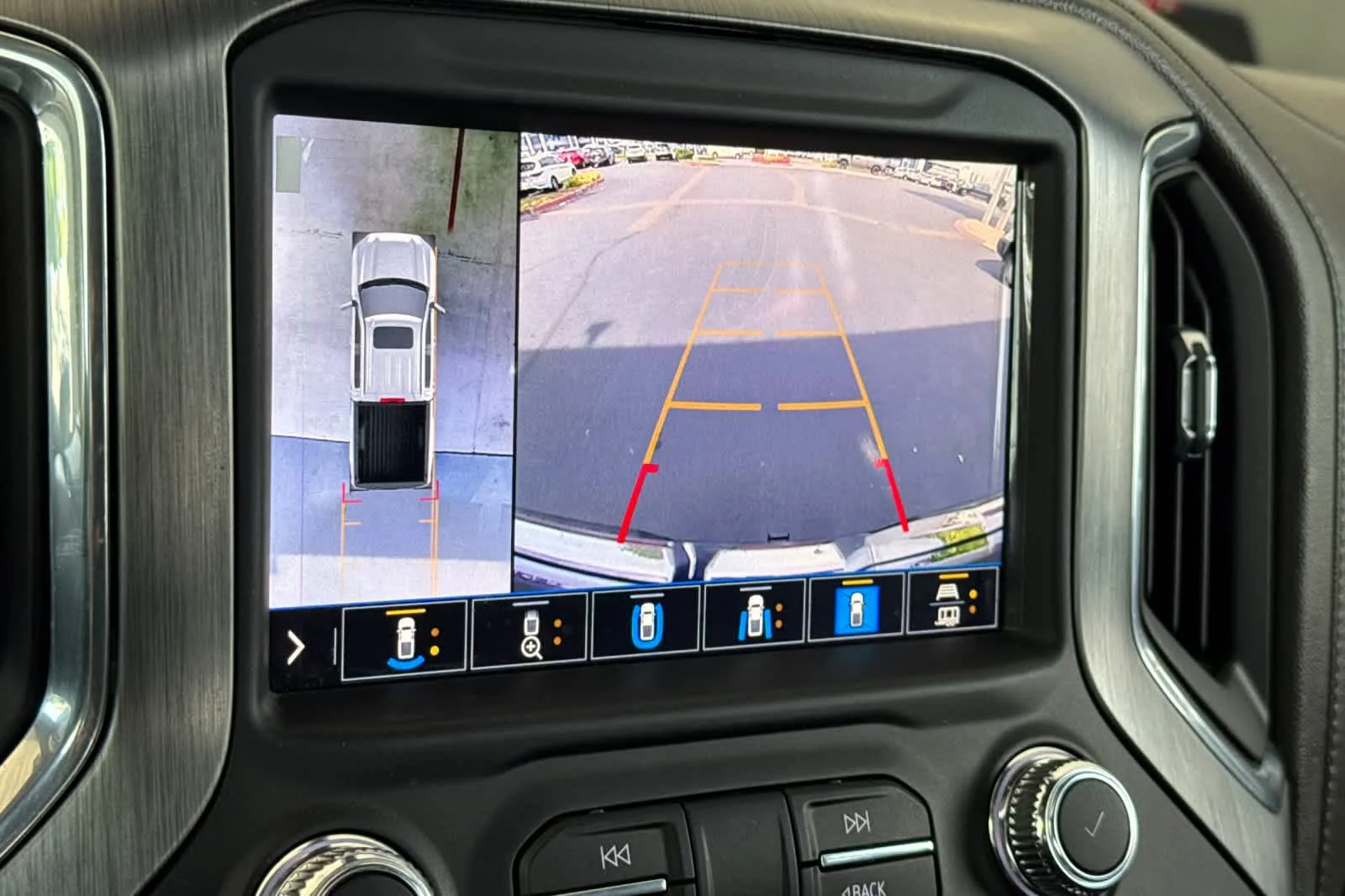 Used 2020 Onyx Black GMC Denali image 22