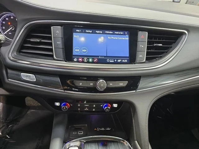 2023 Buick Enclave Essence - Photo 25