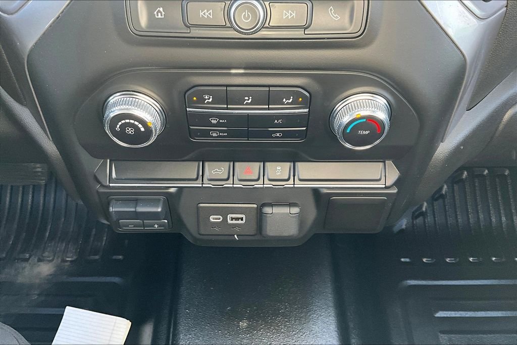 Used 2022 Silver GMC Pro image 26