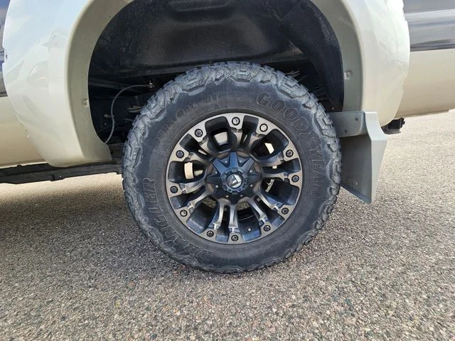 Used 2016 Caribou Metallic Ford Lariat image 21