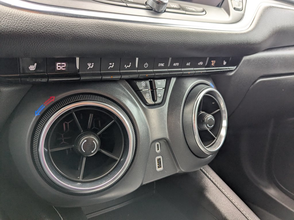 Used 2025 Summit White Chevrolet LT image 17