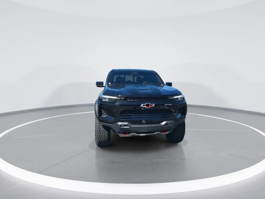 Used 2025 Black Chevrolet ZR2 image 3