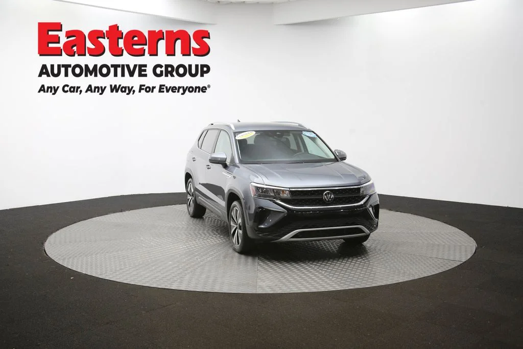 Used 2023 Gray Volkswagen 1.5T SE image 50